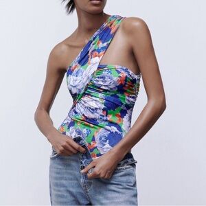 ZARA ONE SLEEVE FLORAL ASYMMETRIC BODYSUIT NWOT SMALL